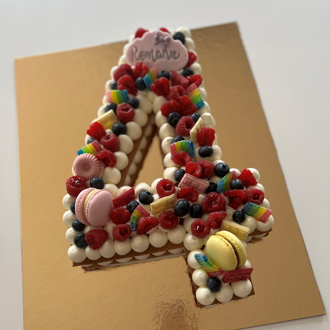 letter/number cake aux fruits